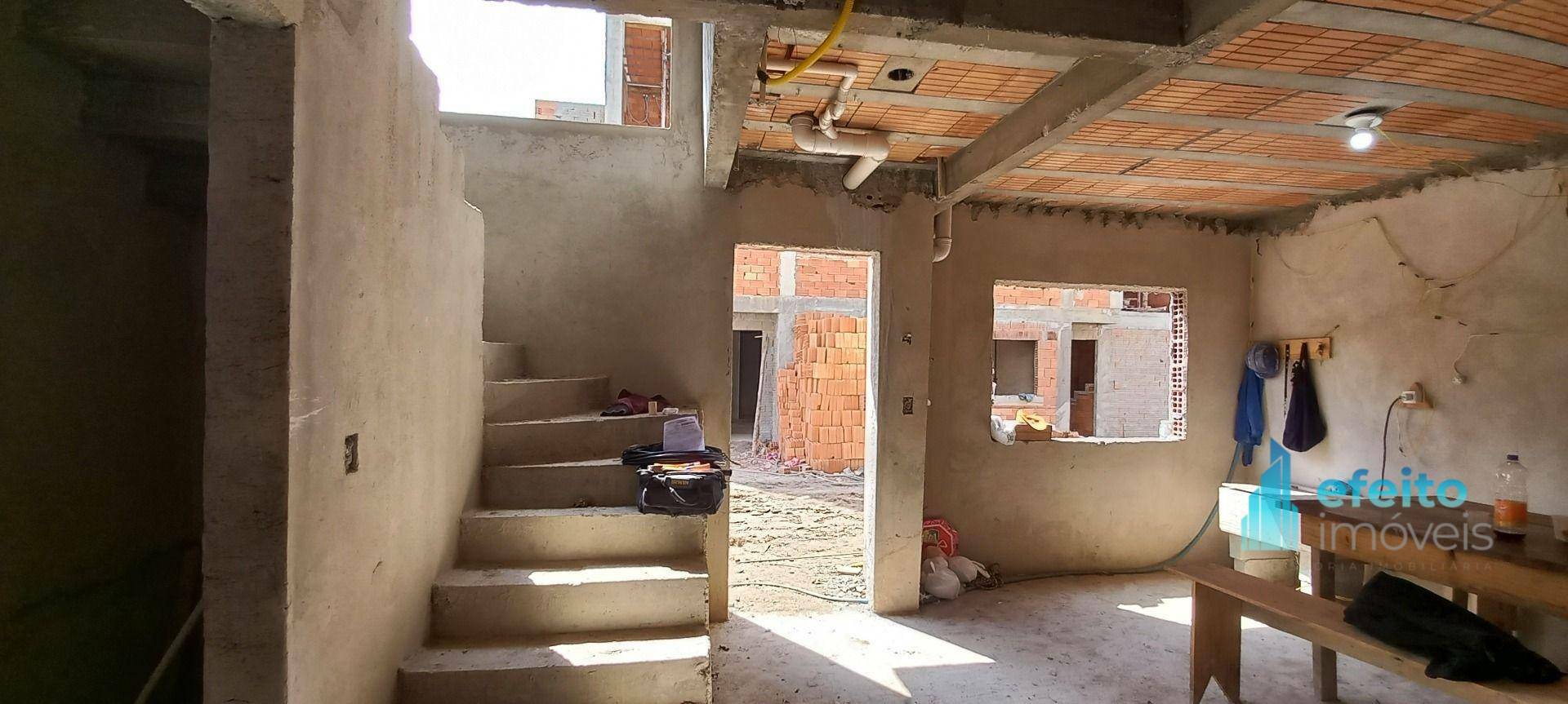 Sobrado à venda com 3 quartos, 105m² - Foto 4