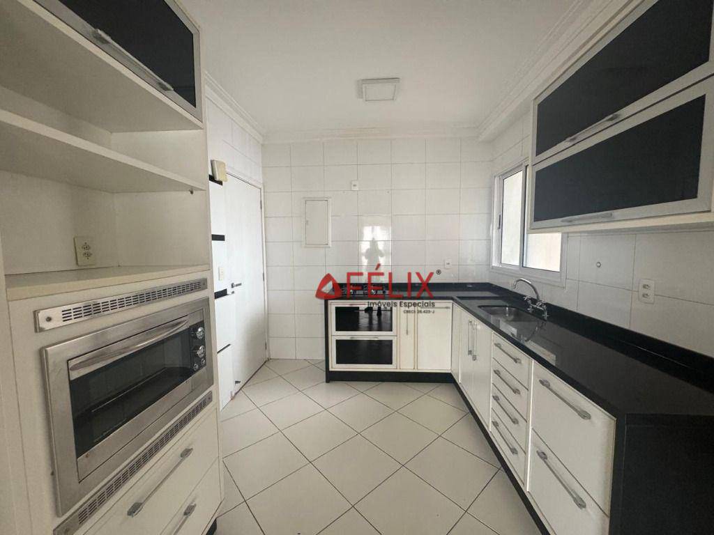 Apartamento, 3 quartos, 130 m² - Foto 3