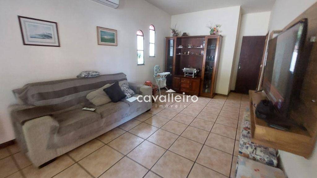 Casa à venda com 4 quartos, 200m² - Foto 15