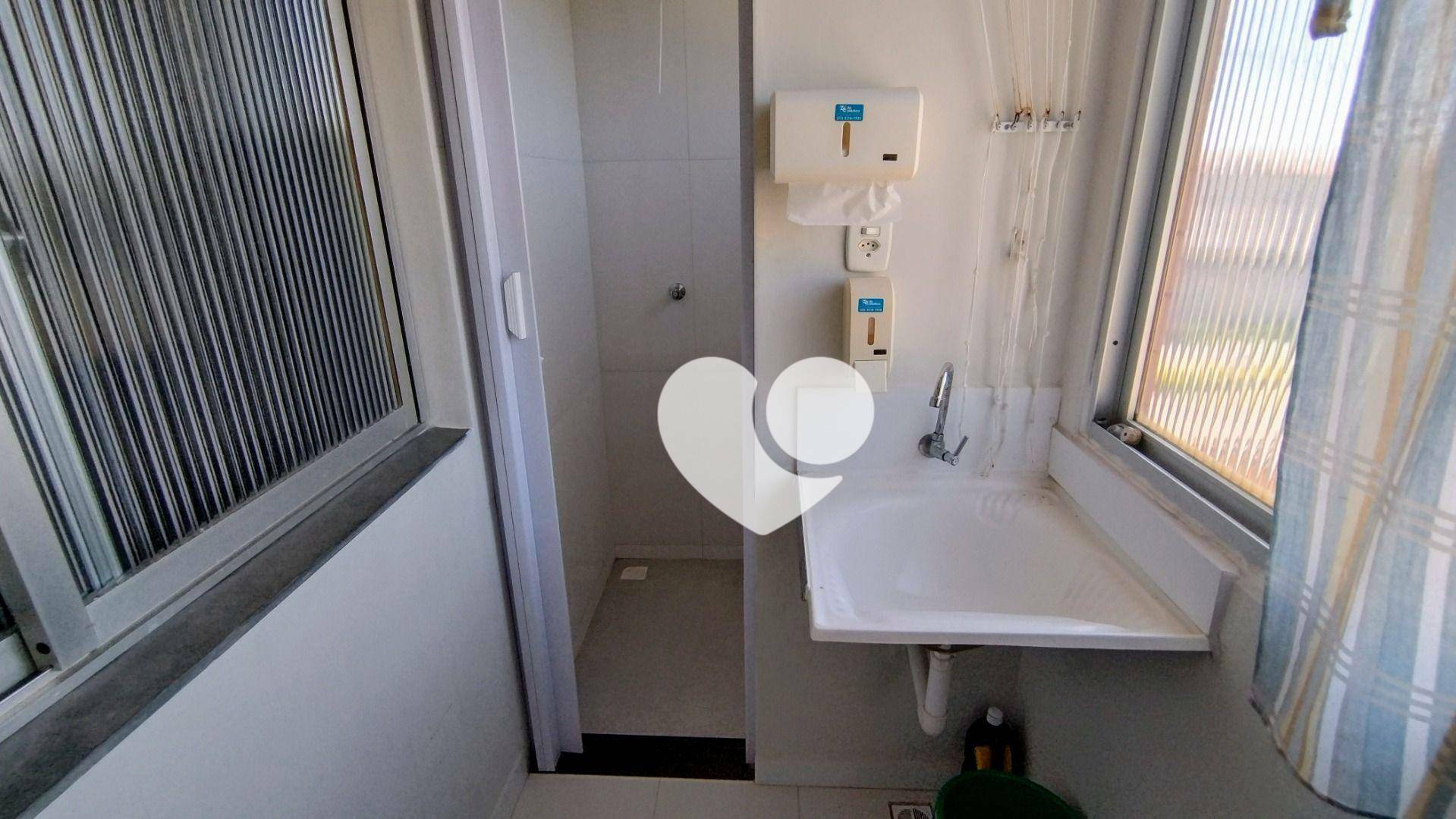 Apartamento à venda com 2 quartos, 65m² - Foto 17