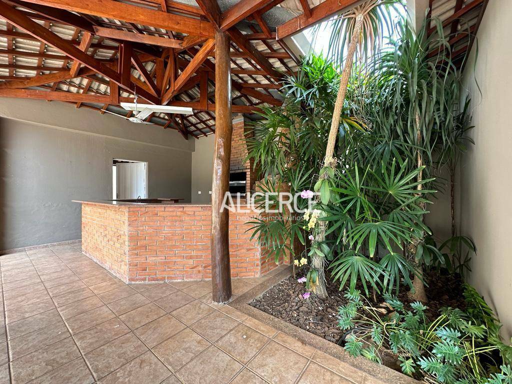 Casa à venda com 3 quartos, 248m² - Foto 29