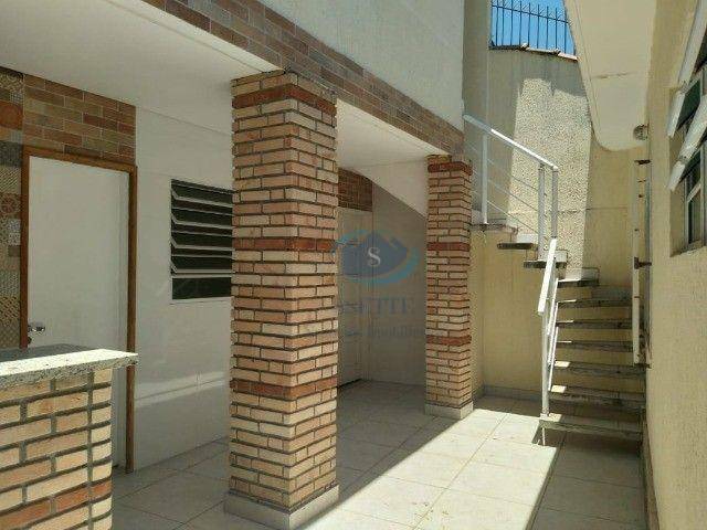 Casa para alugar com 3 quartos, 185m² - Foto 21