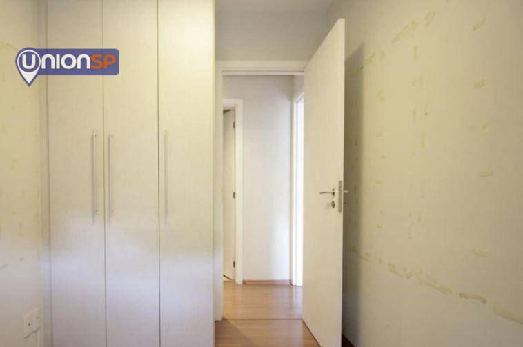 Apartamento à venda com 2 quartos, 61m² - Foto 4