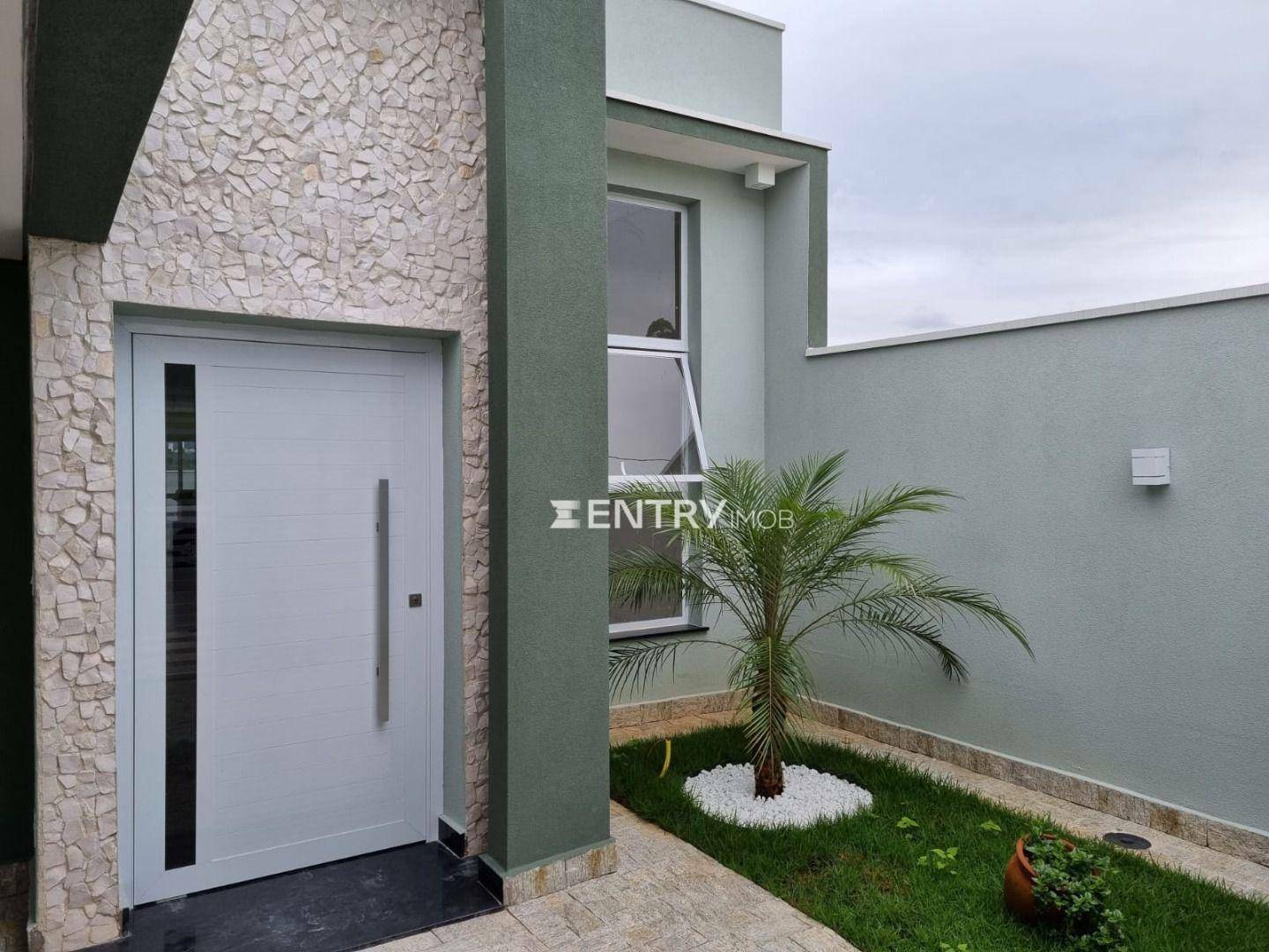 Casa à venda com 3 quartos, 165m² - Foto 1