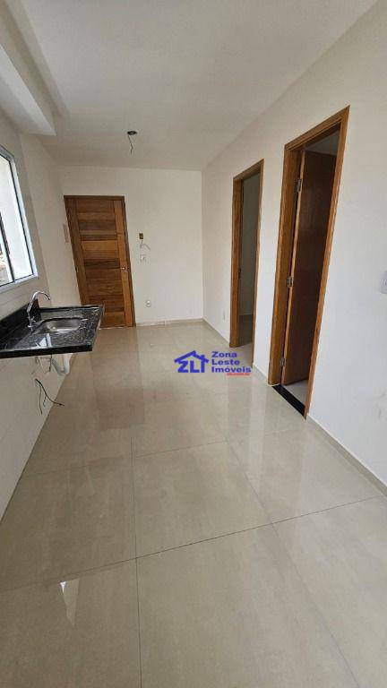 Apartamento à venda com 2 quartos, 40m² - Foto 12