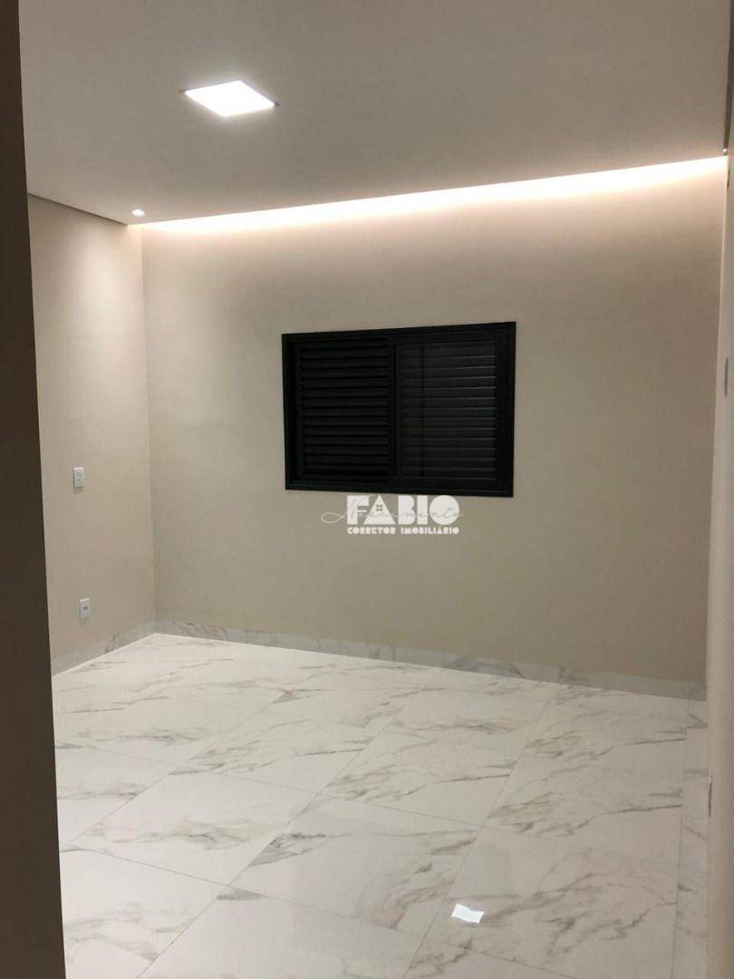 Casa à venda com 3 quartos, 152m² - Foto 13