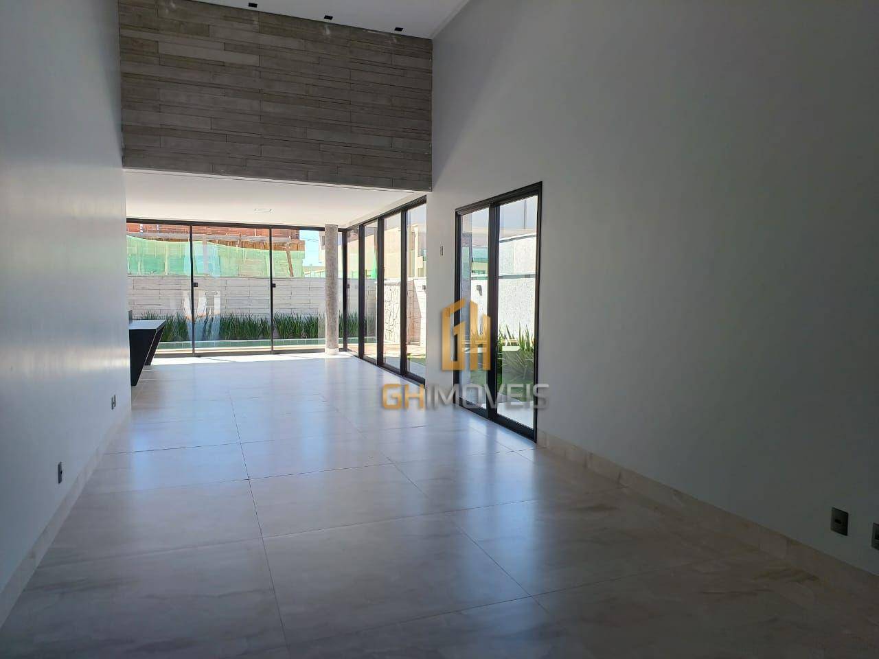 Casa à venda com 3 quartos, 225m² - Foto 4