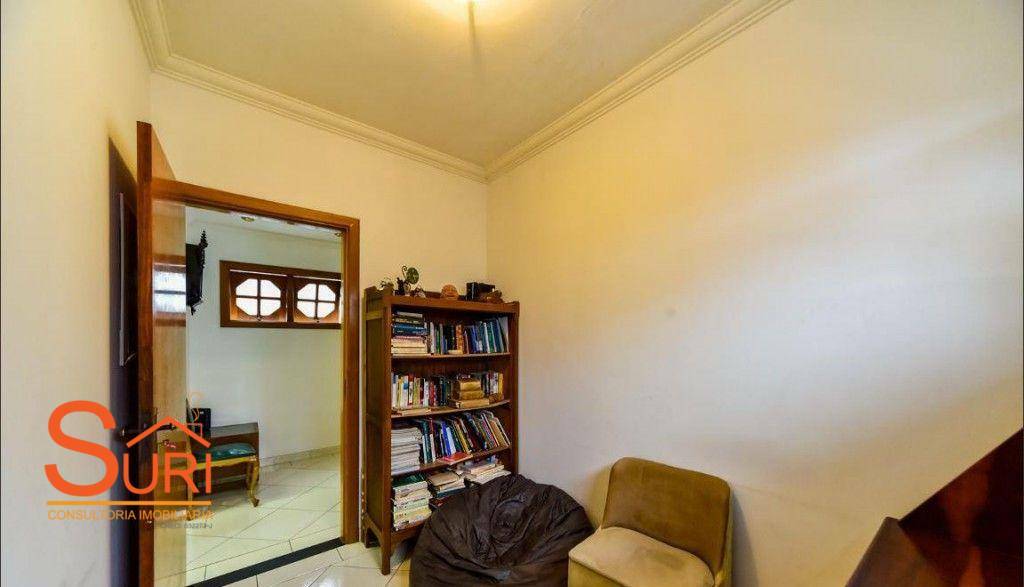 Casa à venda com 7 quartos, 360m² - Foto 3