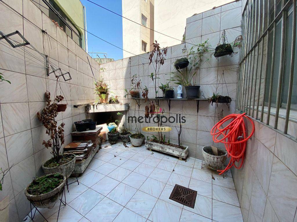 Sobrado à venda com 3 quartos, 200m² - Foto 12