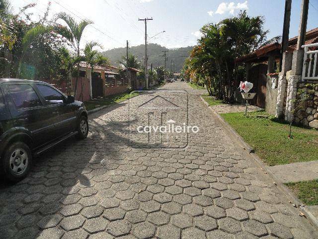 Casa de Condomínio à venda com 3 quartos, 210m² - Foto 30