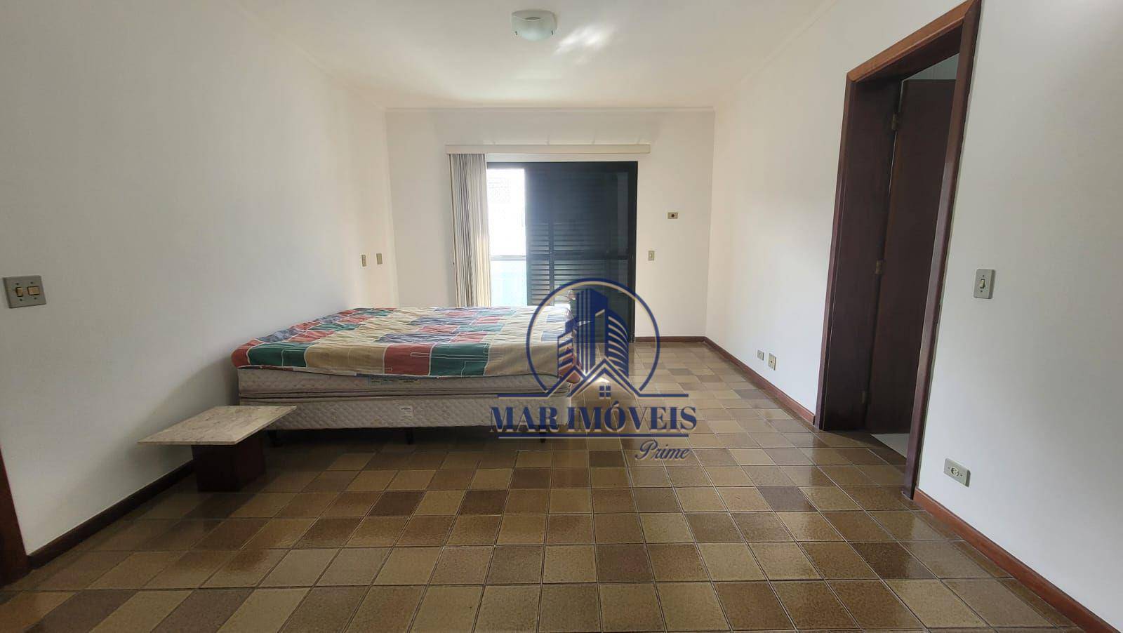 Apartamento à venda com 4 quartos, 285m² - Foto 9