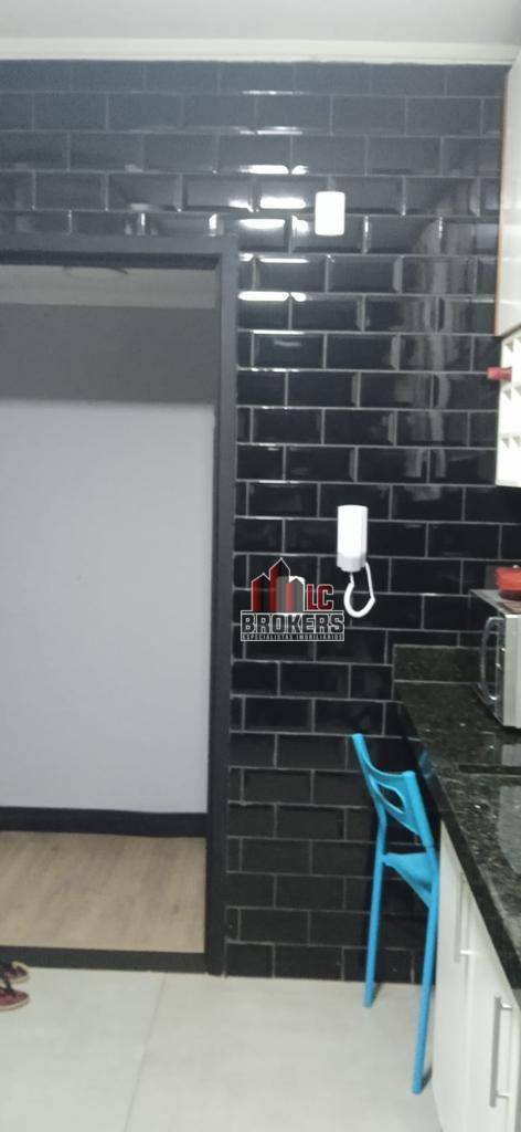 Apartamento à venda com 3 quartos, 80m² - Foto 18