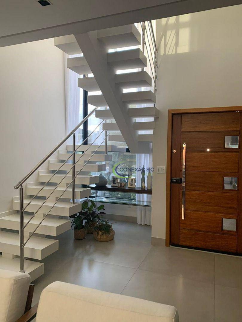 Casa de Condomínio à venda com 4 quartos, 260m² - Foto 15