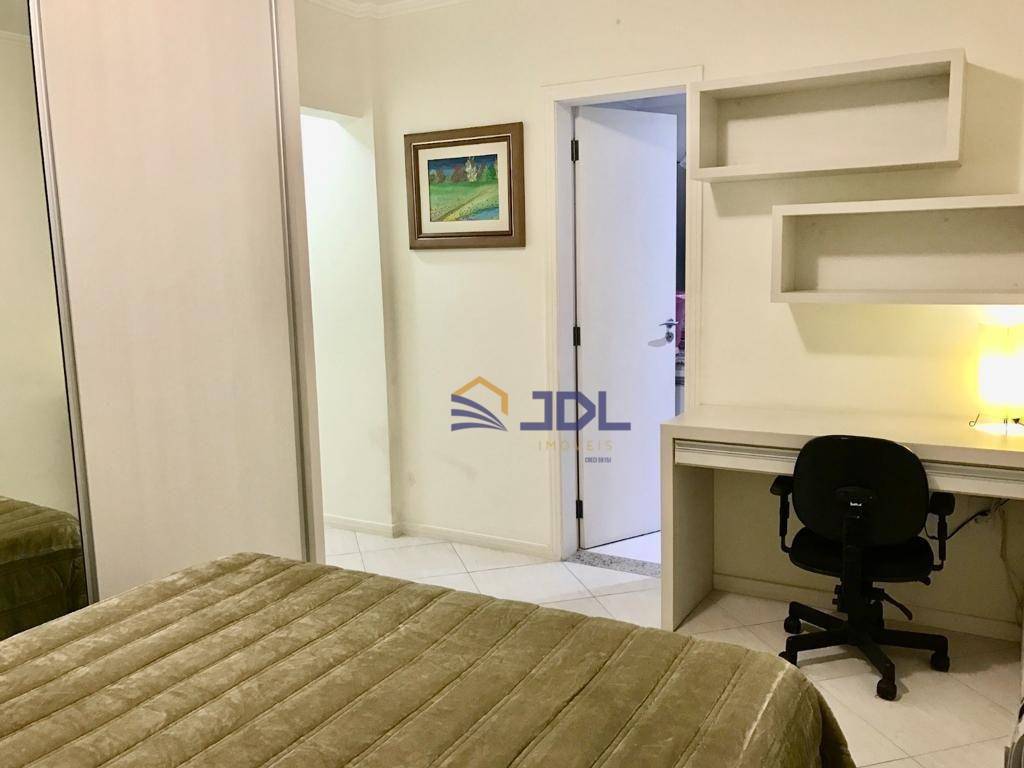 Apartamento à venda com 3 quartos, 132m² - Foto 10