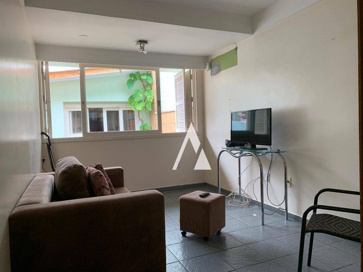 Casa à venda com 3 quartos, 250m² - Foto 10