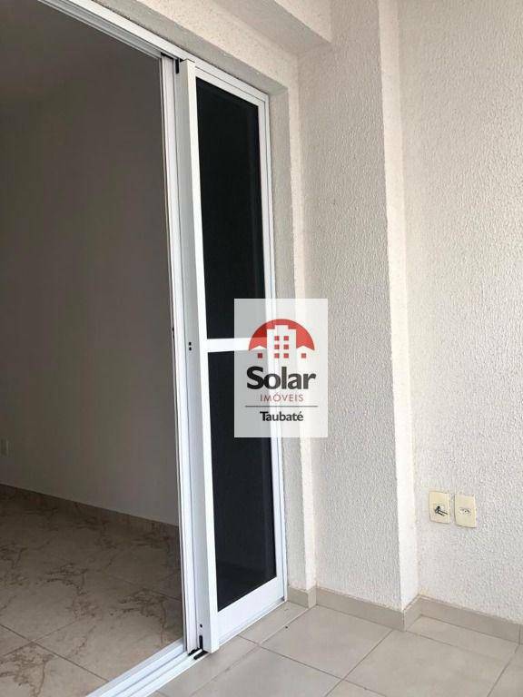 Apartamento à venda com 2 quartos, 65m² - Foto 2