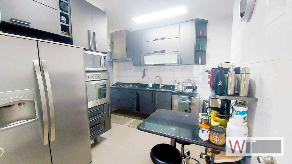 Apartamento à venda com 3 quartos, 130m² - Foto 19