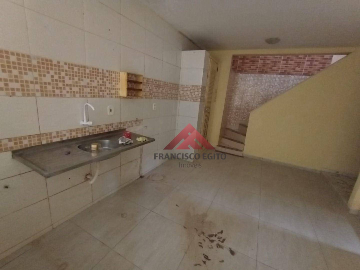 Casa para alugar com 4 quartos, 100m² - Foto 19