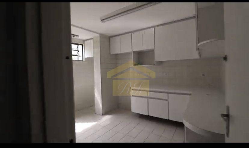 Sobrado à venda com 3 quartos, 198m² - Foto 5