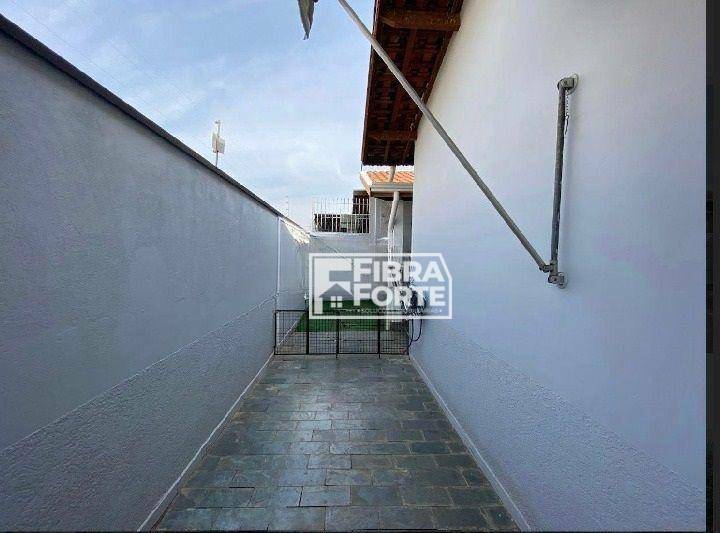 Casa à venda com 3 quartos, 135m² - Foto 26