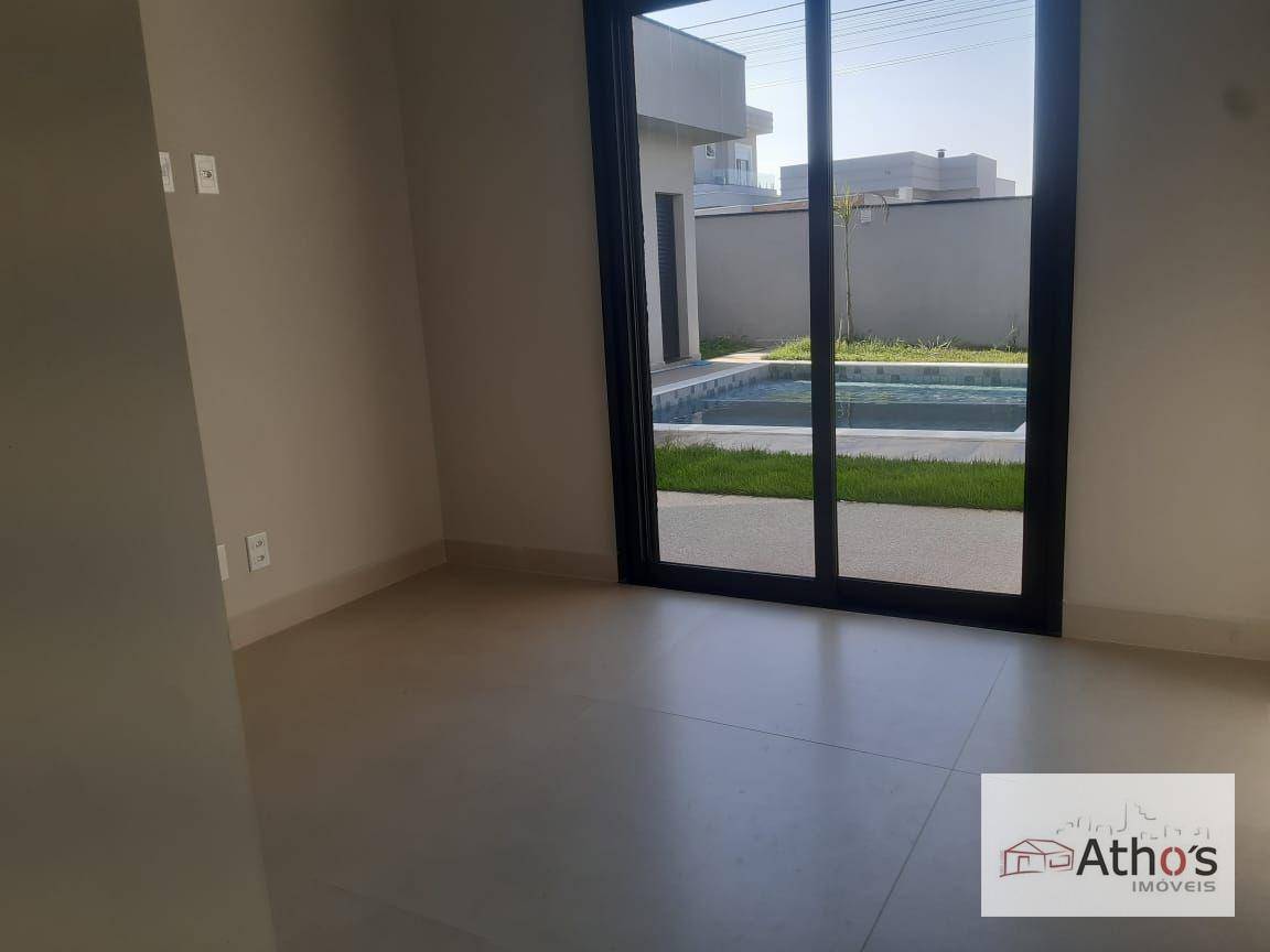 Casa de Condomínio à venda com 3 quartos, 238m² - Foto 14