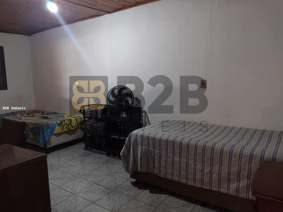 Casa à venda com 2 quartos, 150m² - Foto 7