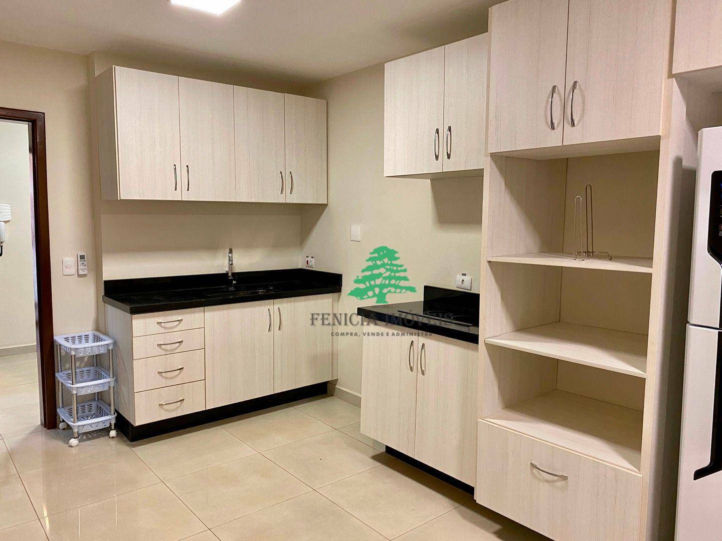 Apartamento para alugar com 3 quartos, 270m² - Foto 14