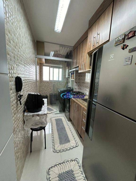 Apartamento à venda com 3 quartos, 64m² - Foto 16