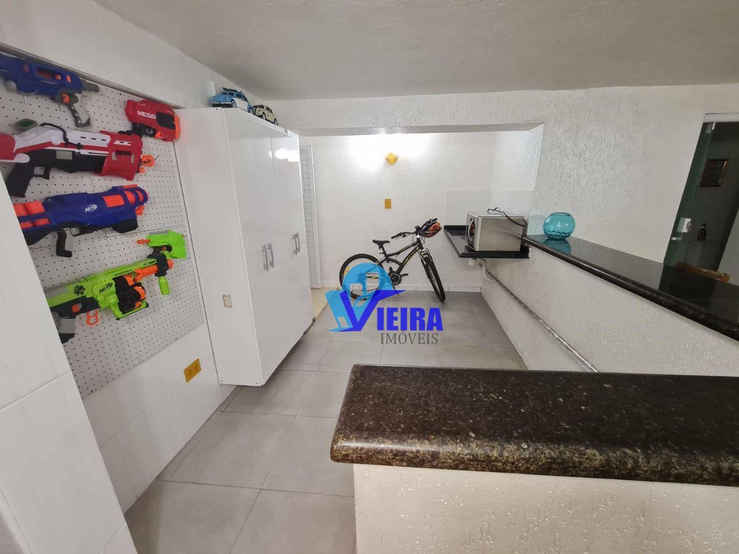 Sobrado à venda com 3 quartos, 300m² - Foto 31