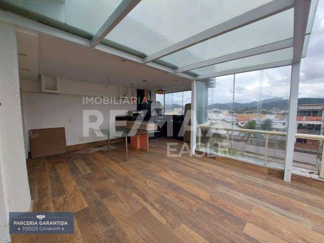 Cobertura à venda com 3 quartos, 240m² - Foto 13