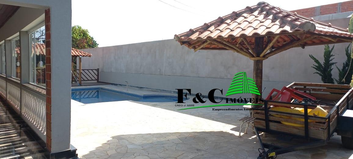 Chácara à venda com 3 quartos, 1000m² - Foto 2