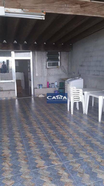 Sobrado à venda com 2 quartos, 260m² - Foto 10