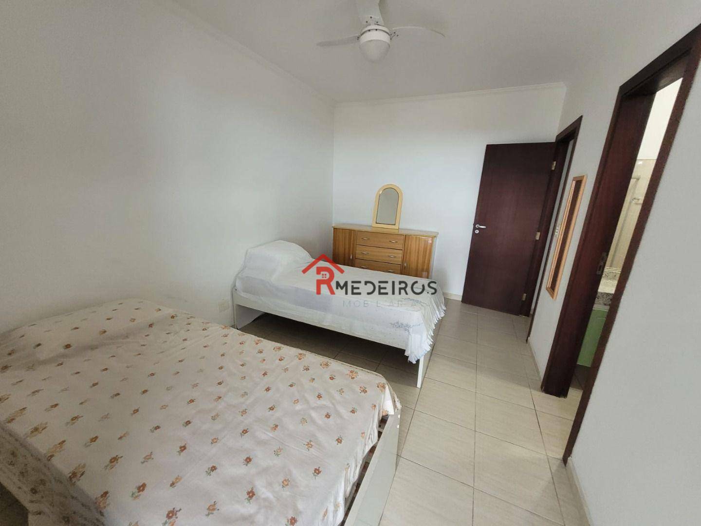 Apartamento à venda com 3 quartos, 207m² - Foto 12