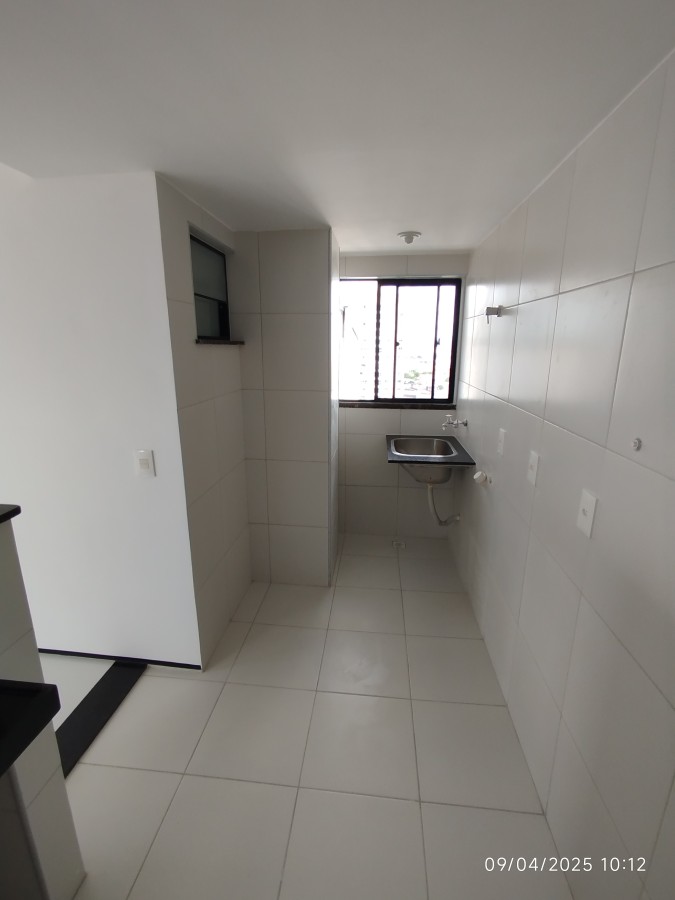 Apartamento para alugar com 3 quartos, 75m² - Foto 13