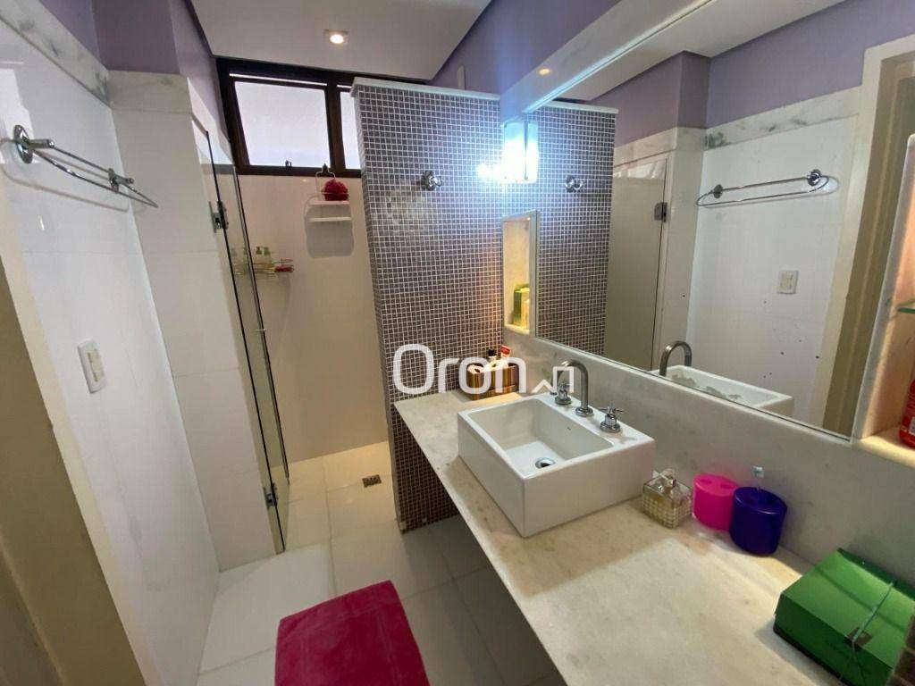 Apartamento à venda com 4 quartos, 242m² - Foto 12