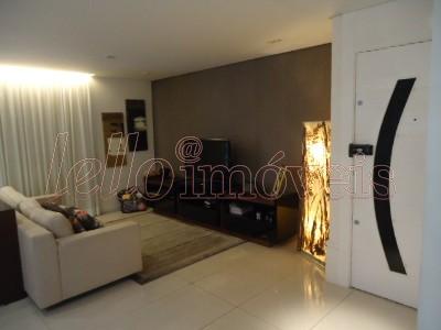 Apartamento para alugar com 3 quartos, 183m² - Foto 1