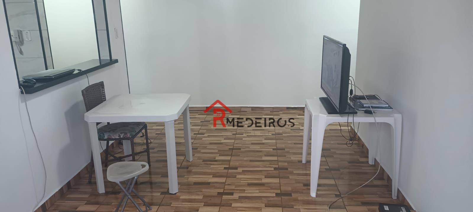 Apartamento à venda com 1 quarto, 65m² - Foto 2