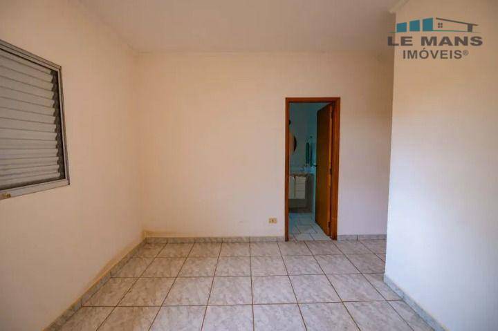 Casa à venda com 3 quartos, 178m² - Foto 10