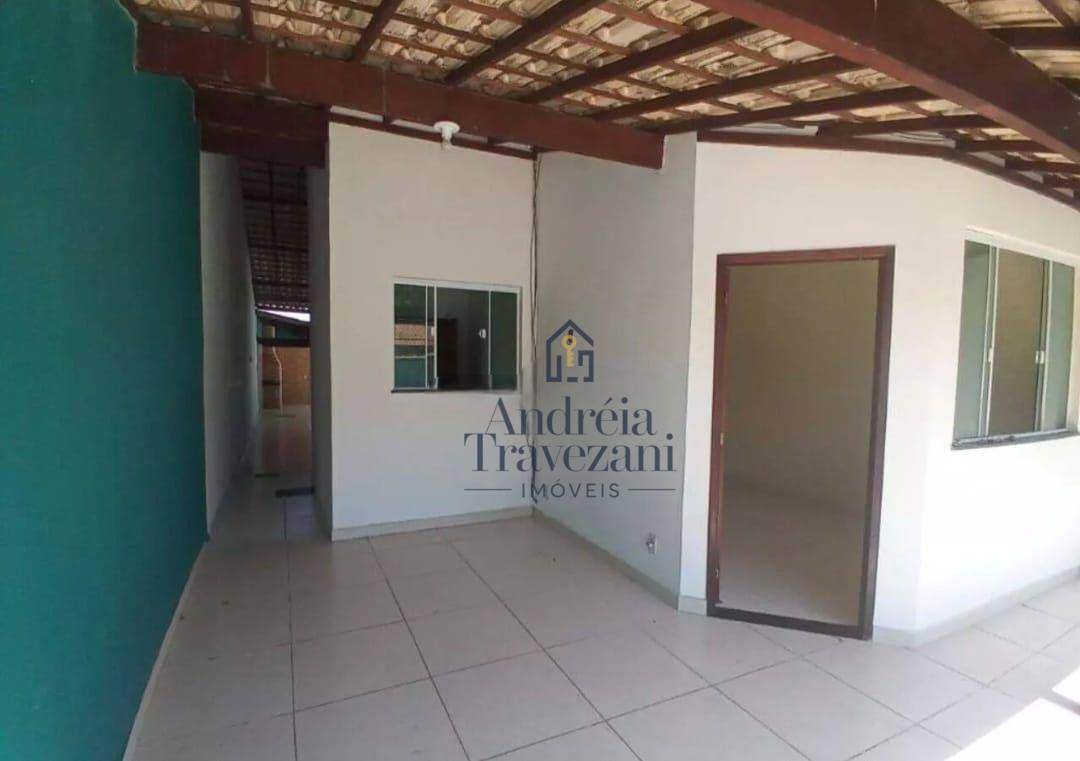 Casa à venda com 3 quartos, 100m² - Foto 25