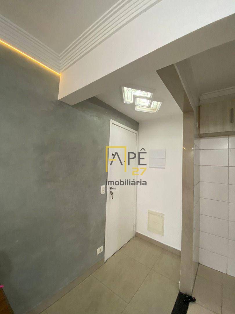 Apartamento para alugar com 3 quartos, 65m² - Foto 8