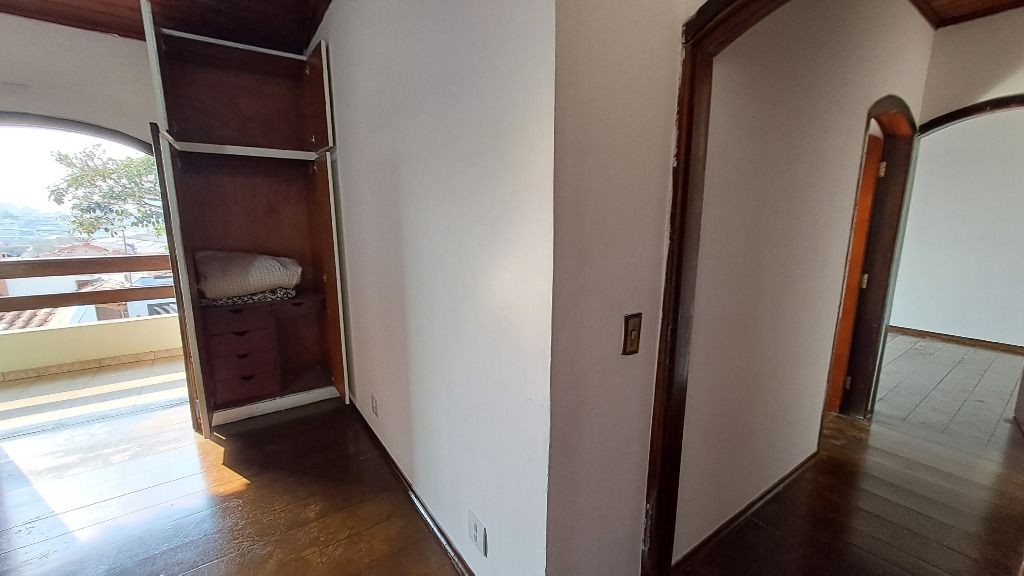 Sobrado à venda com 4 quartos, 327m² - Foto 38