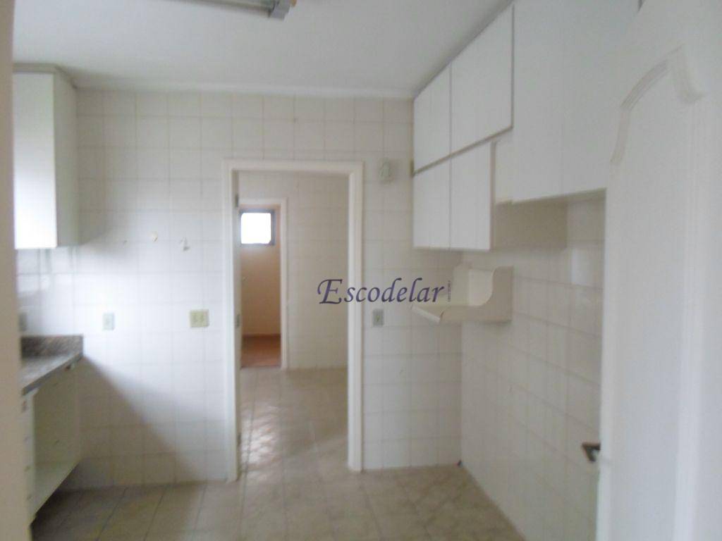 Apartamento à venda com 4 quartos, 252m² - Foto 18