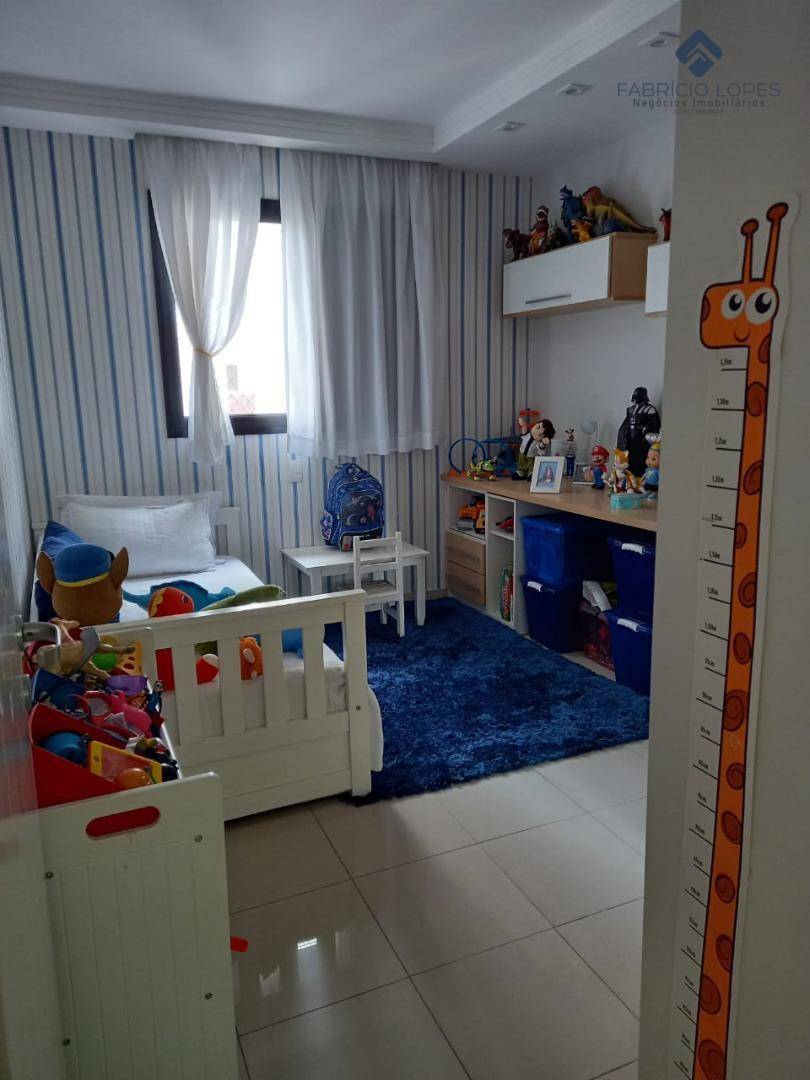 Apartamento à venda com 3 quartos, 154m² - Foto 32