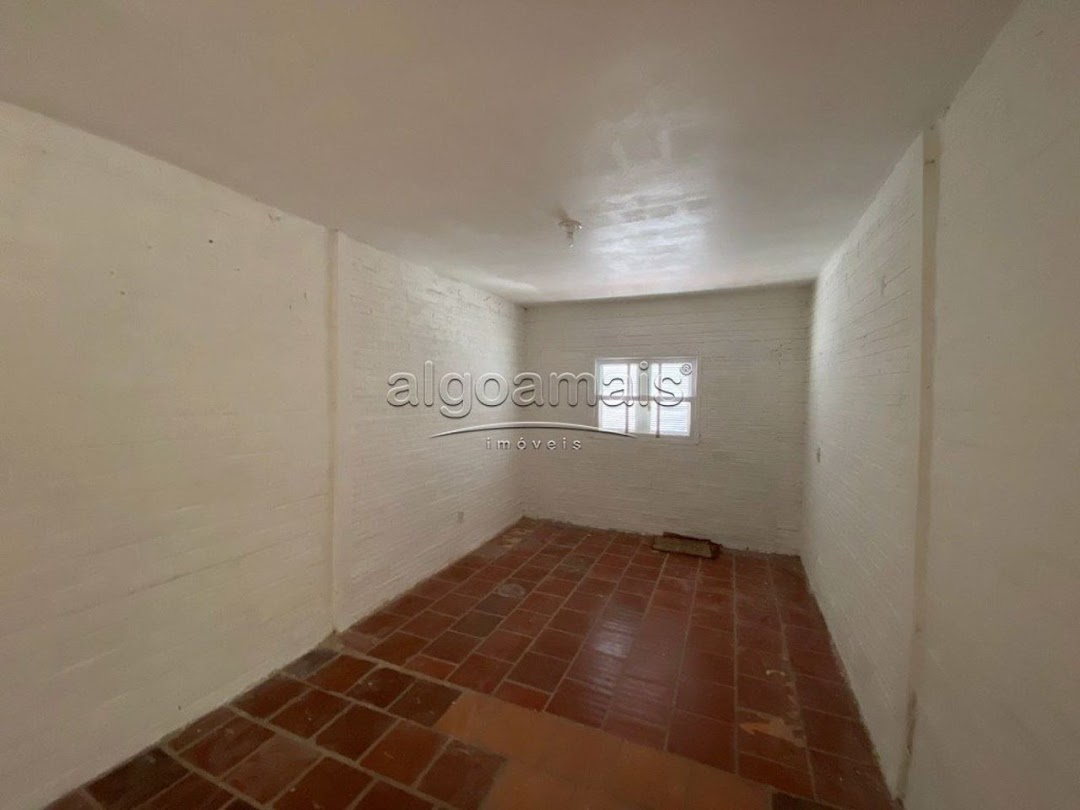 Casa à venda com 3 quartos, 95m² - Foto 8