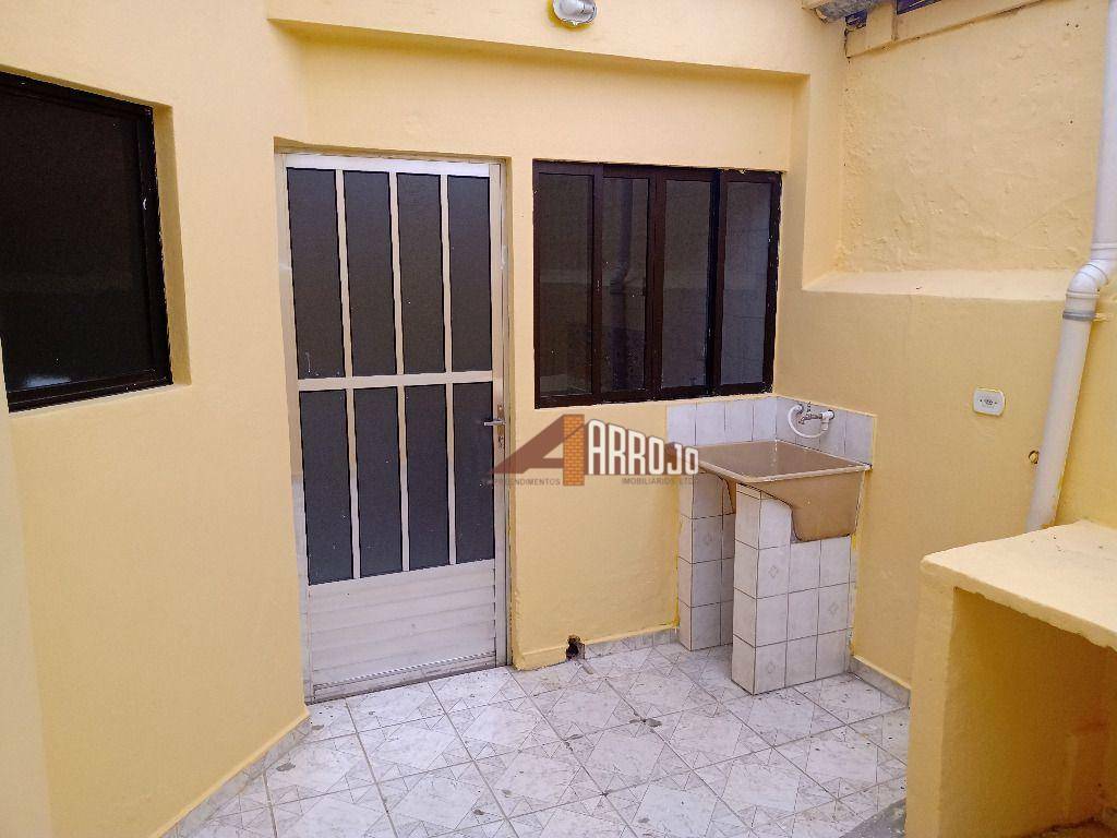 Sobrado para alugar com 2 quartos, 104m² - Foto 24