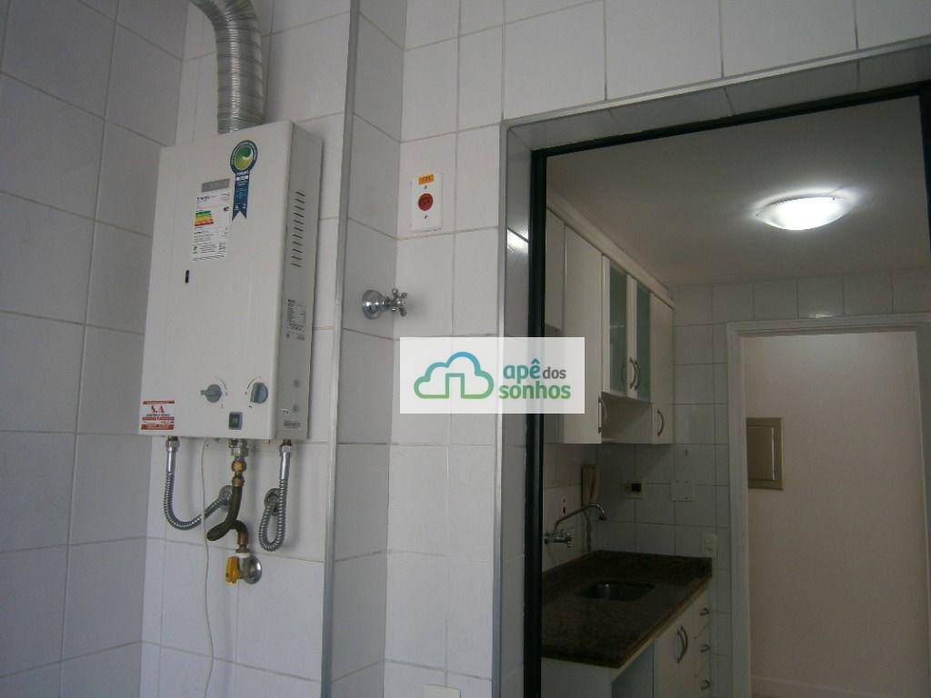 Apartamento para alugar com 2 quartos, 70m² - Foto 8