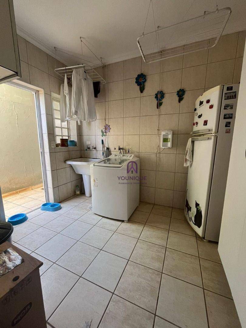 Casa à venda com 3 quartos, 236m² - Foto 21