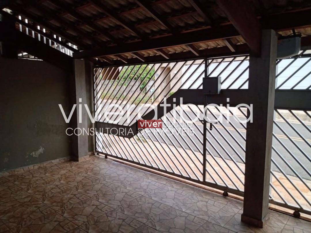 Casa à venda com 3 quartos, 145m² - Foto 2