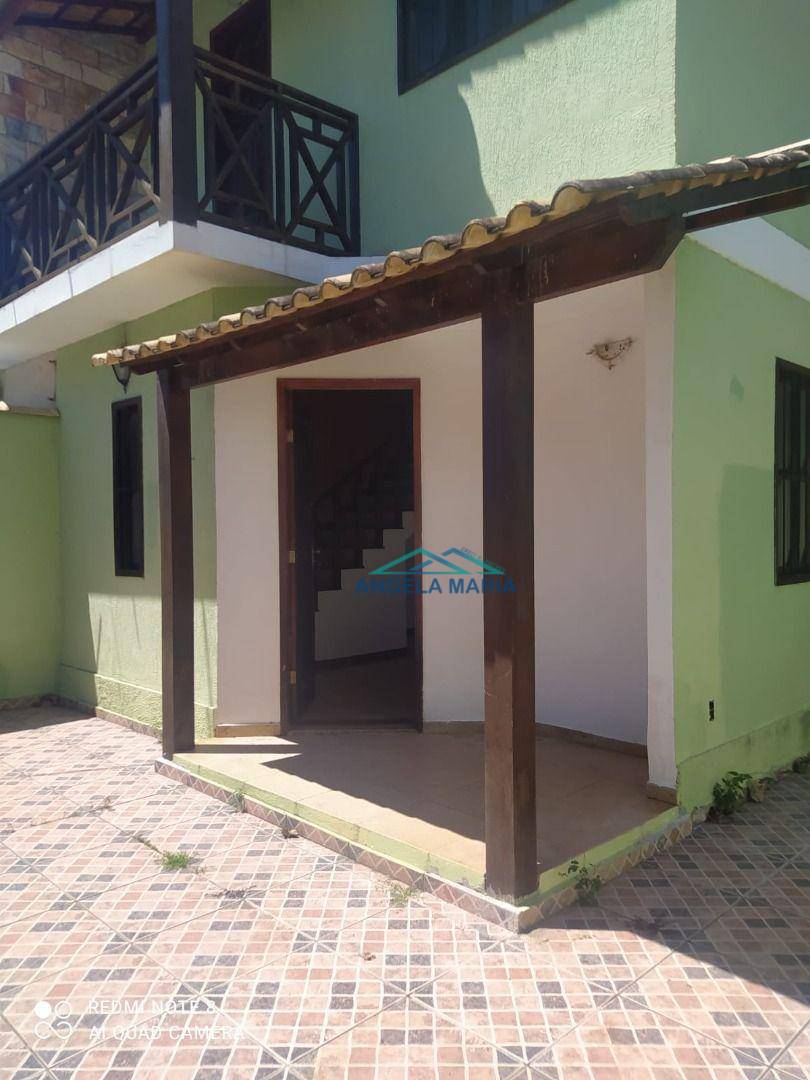 Casa à venda com 3 quartos - Foto 1