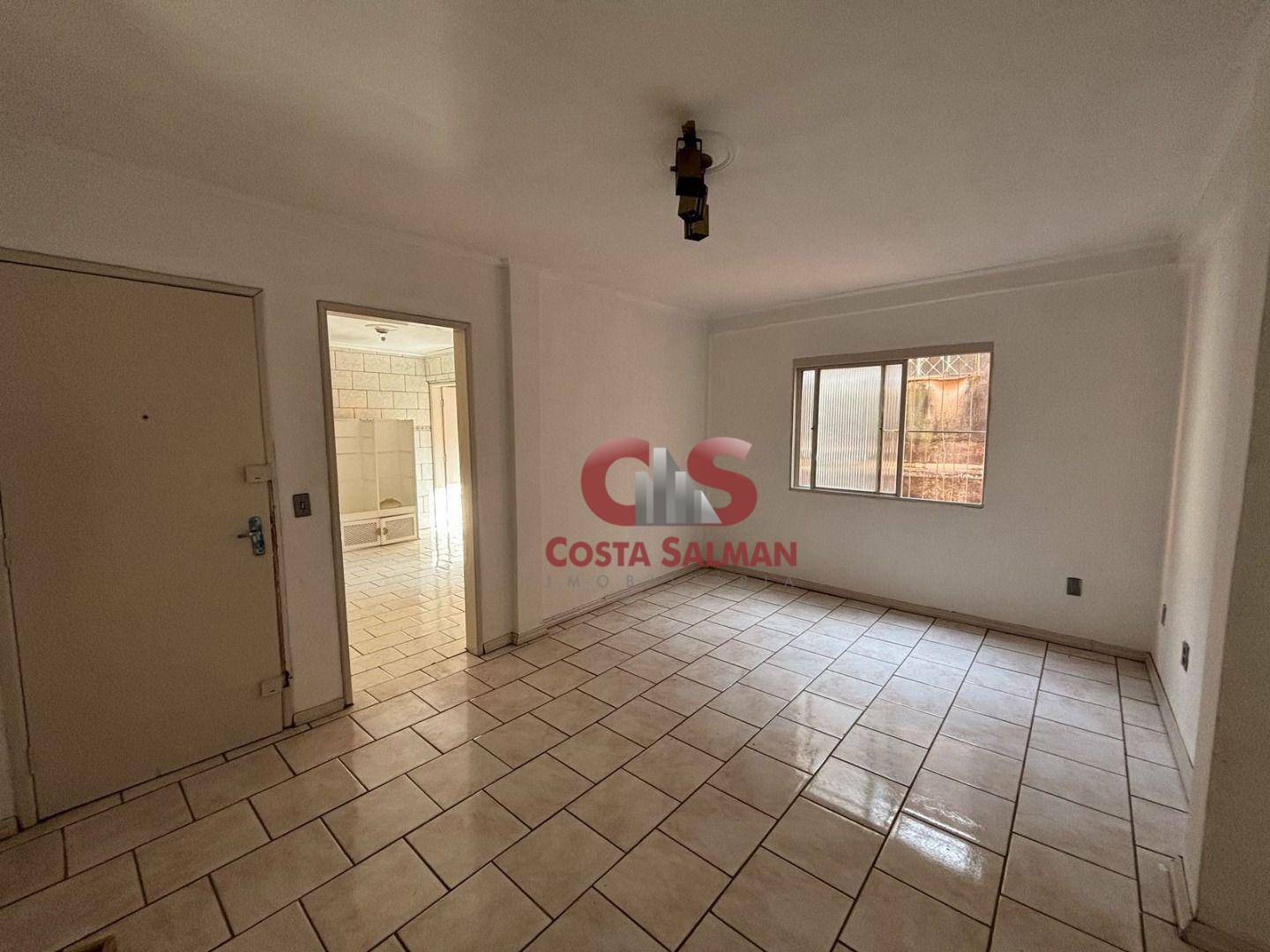Apartamento para alugar com 2 quartos, 70m² - Foto 4